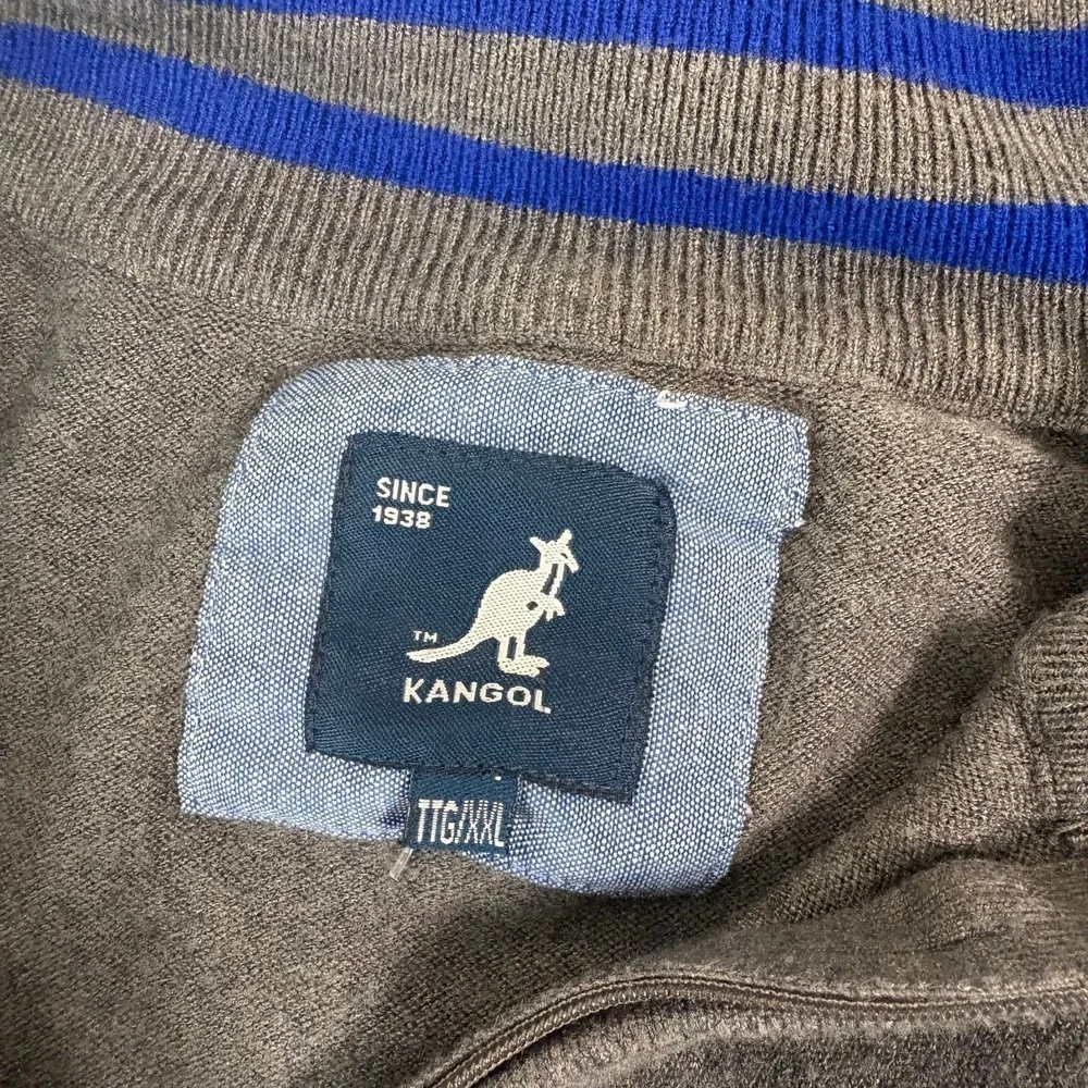The Kangol Sweater Mens Size 2XL Gray Knit Quarter Zip Pullover Mock Neck 90s